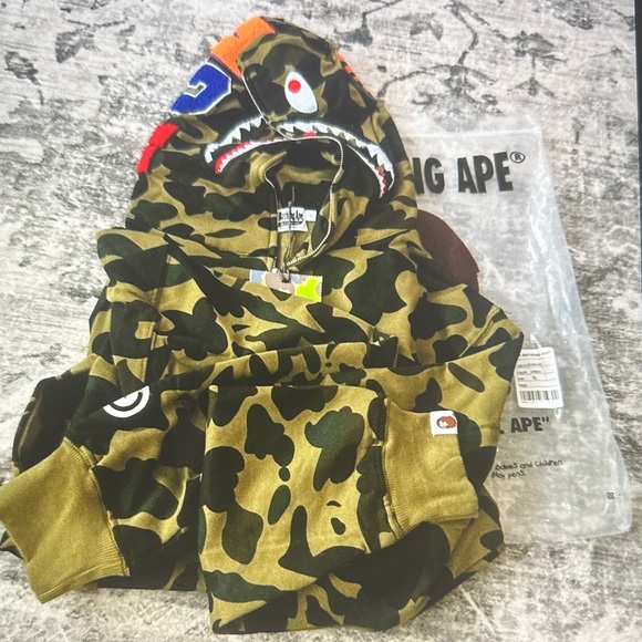 Bape Other - Bape Green Camo Shark Hoodie